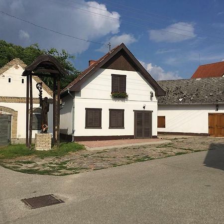 Bago Pince Appartement Hajos Buitenkant foto